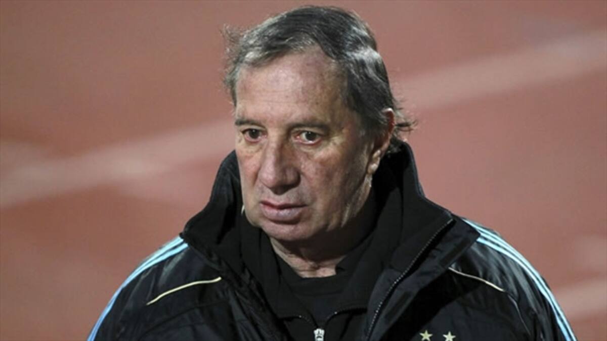 Bilardo recuerda su paso por Estudiantes de la Plata, rival de Nacional