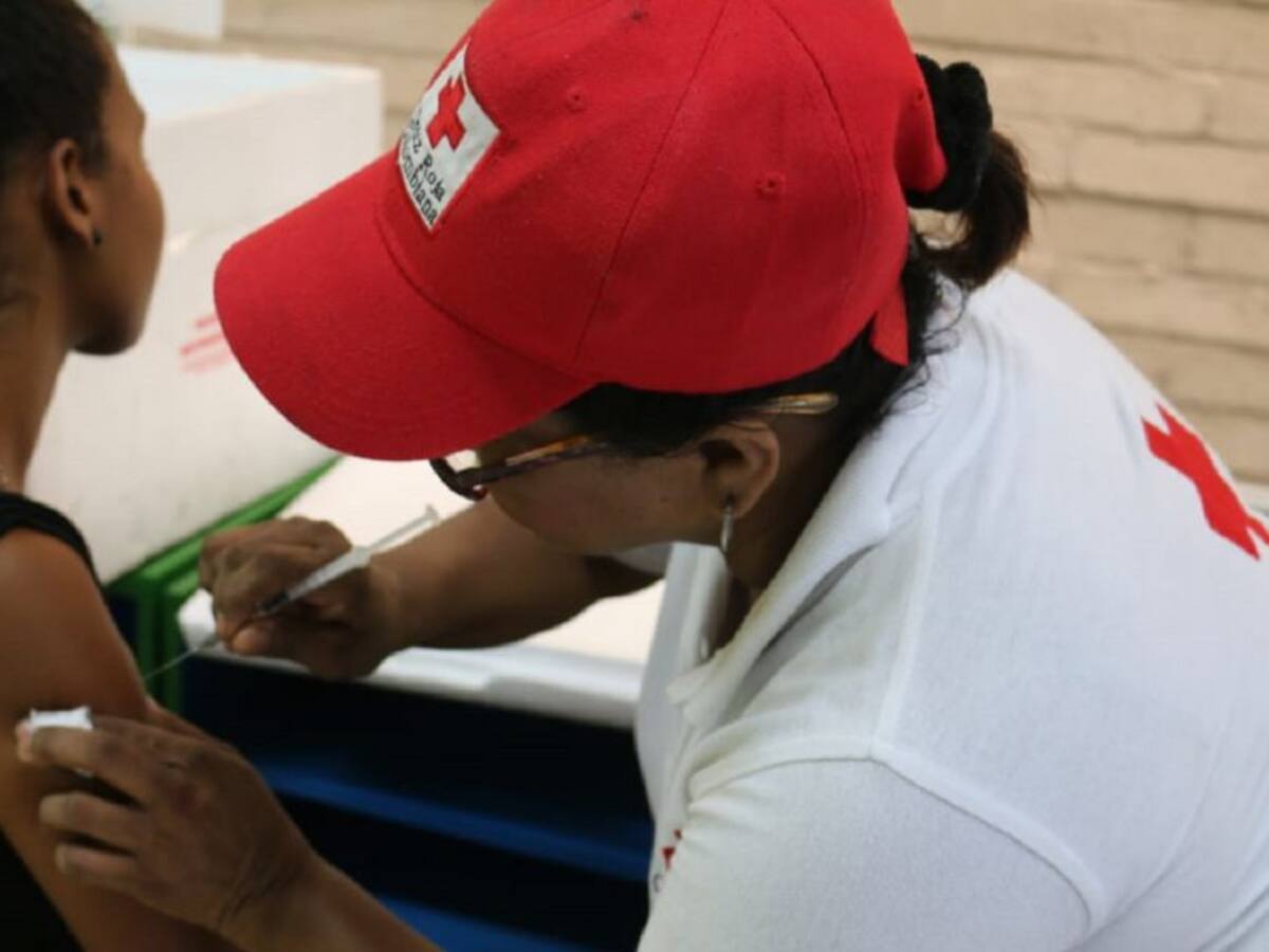 La Cruz Roja estuvo presente en la jornada de vacunación en Bolívar