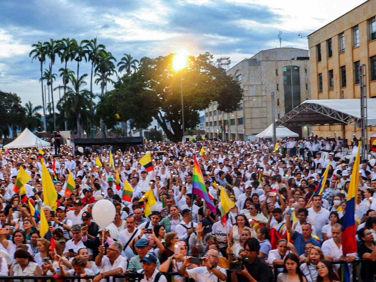 “Jornada de 24 horas de oración”: Gobernador de Santander en la concentración ‘una luz por la vida’