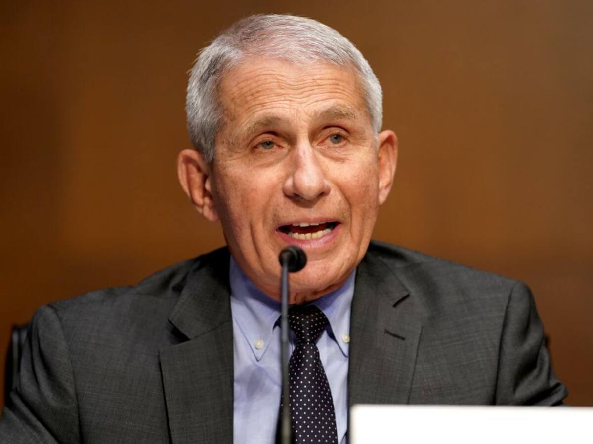 Fauci: Por el momento no es necesaria una tercera dosis contra el Covid-19