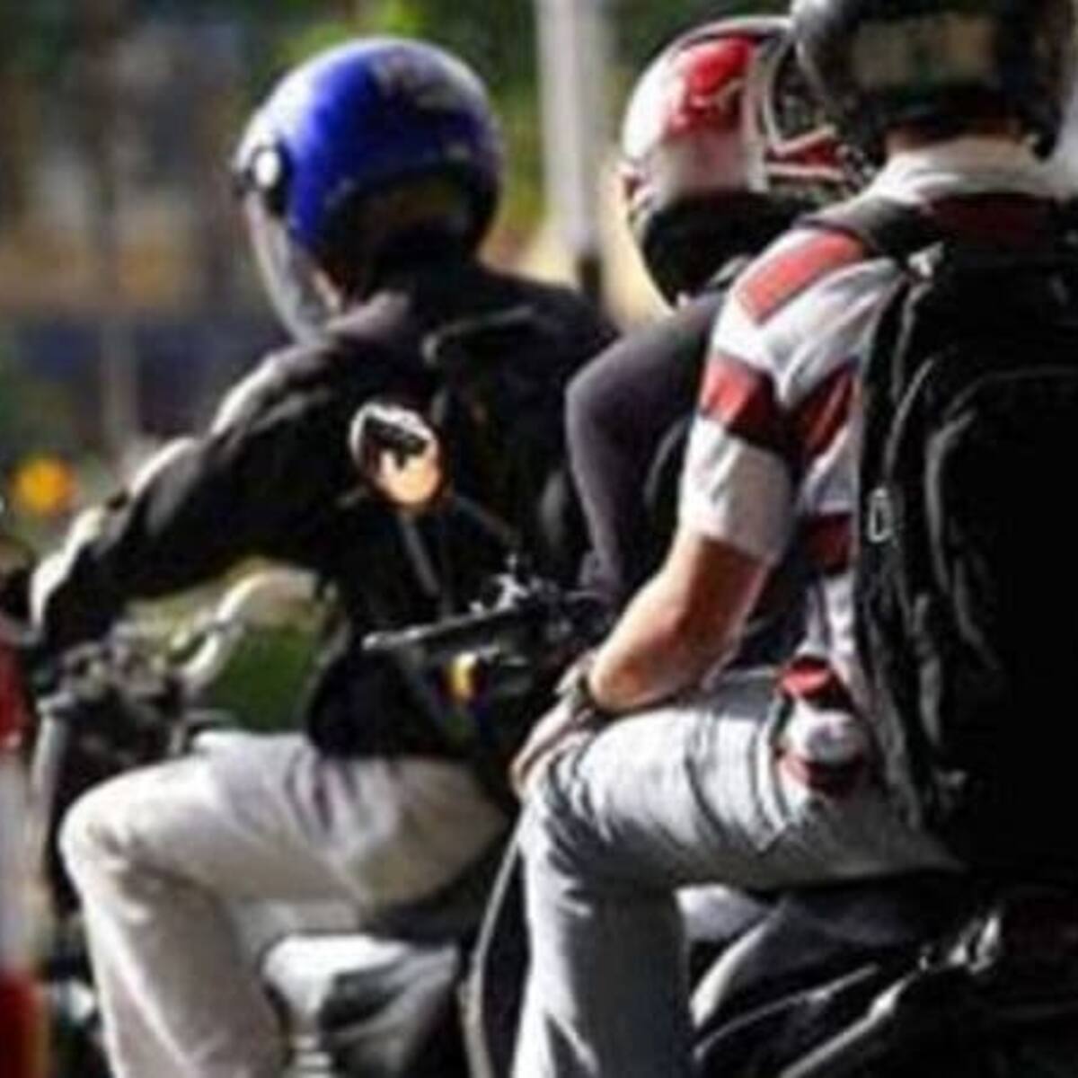Restricción de parrillero en moto en Tunja, Duitama y Sogamoso por la celebración de Halloween