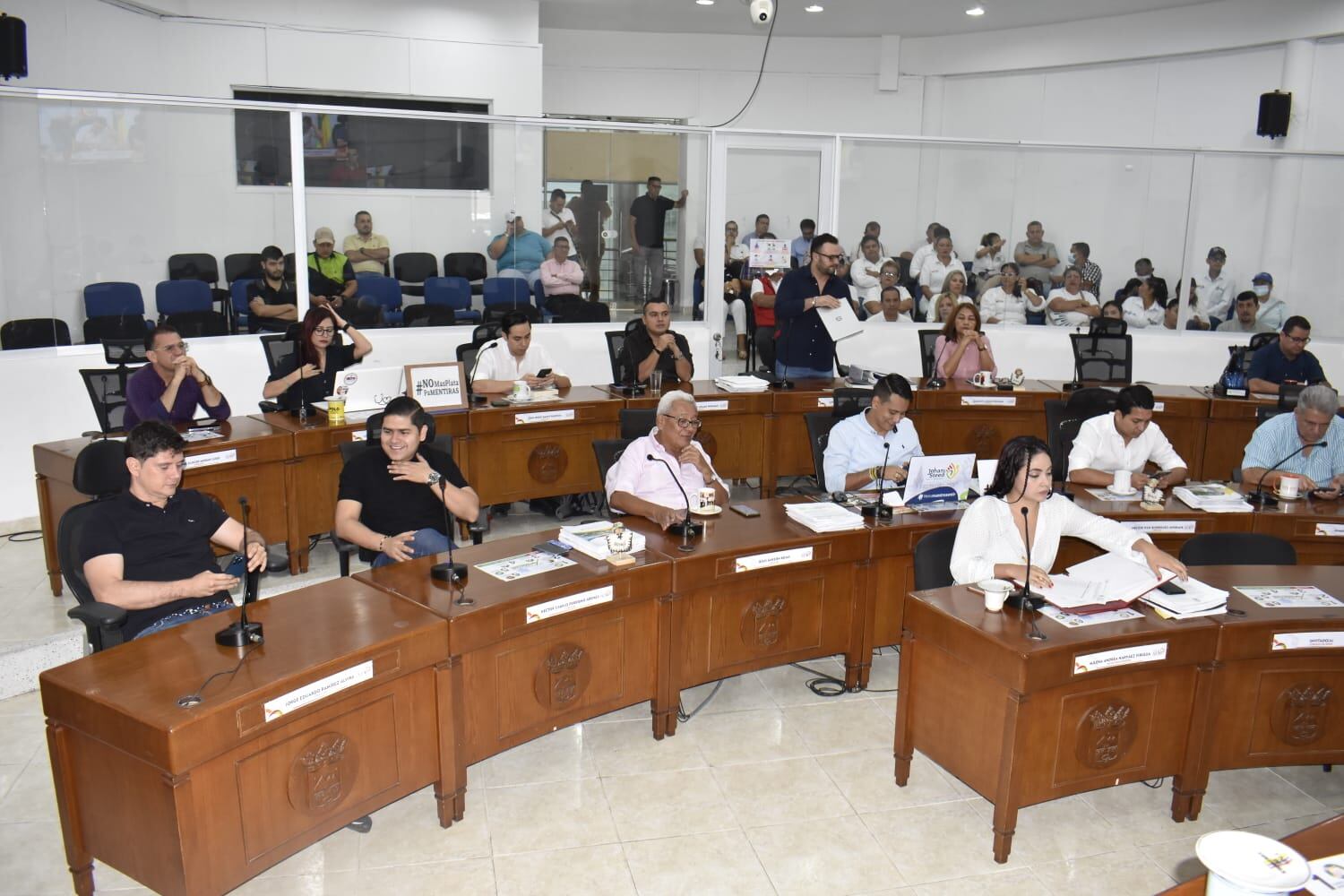 En plenaria de la Corporación pasó con cuatro votos positivos de siete que hacen parte de la Comisión de Crédito Público.