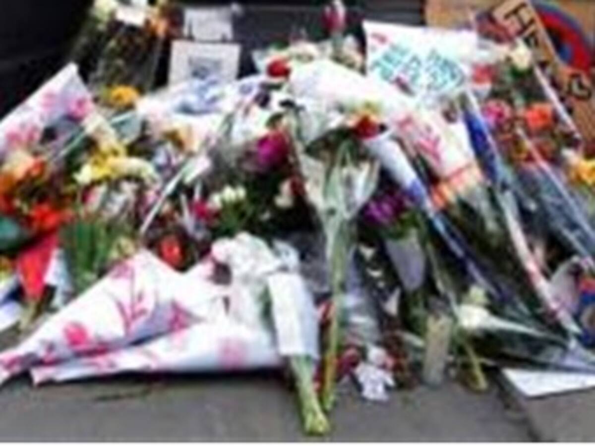 Homenaje a madres de víctimas de 'falsos positivos' en Cumbre europea