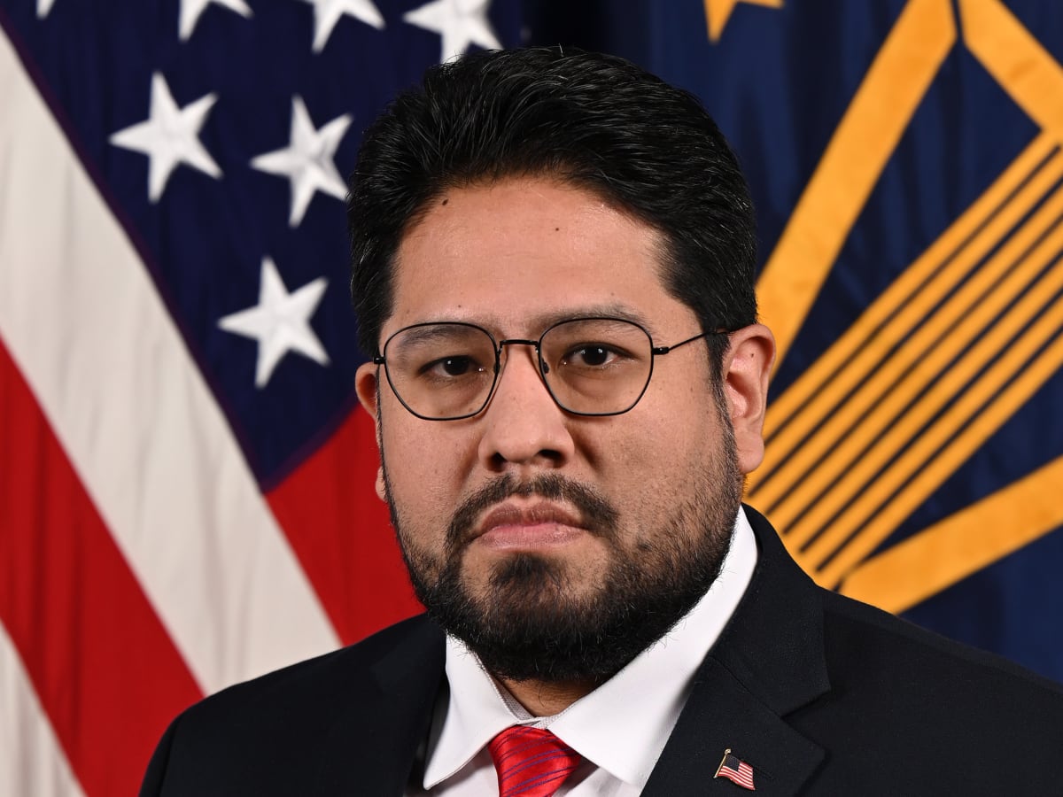 Joseph Humire. Foto: U.S. Army Photographer William Pratt