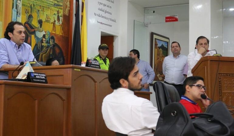 Se espera continuar para conocer el alcance de este cobro de los megaproyectos