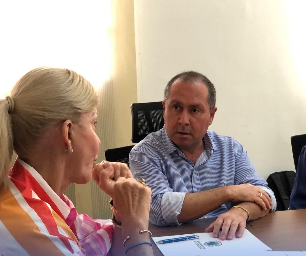 Gobernadora del Valle Dilian Toro y alcalde Gustavo Vélez