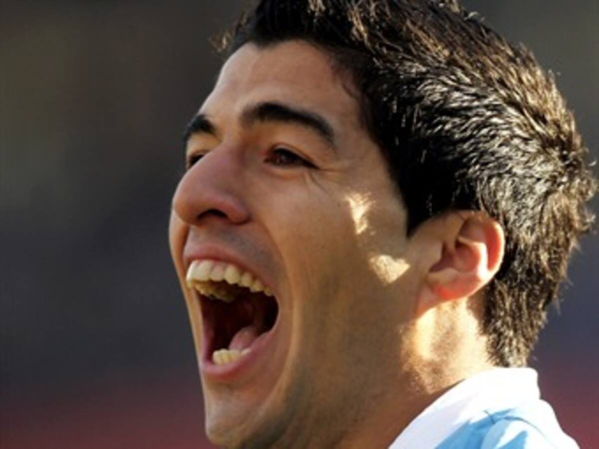 Luis Suárez fue elegido mejor jugador de la Copa América