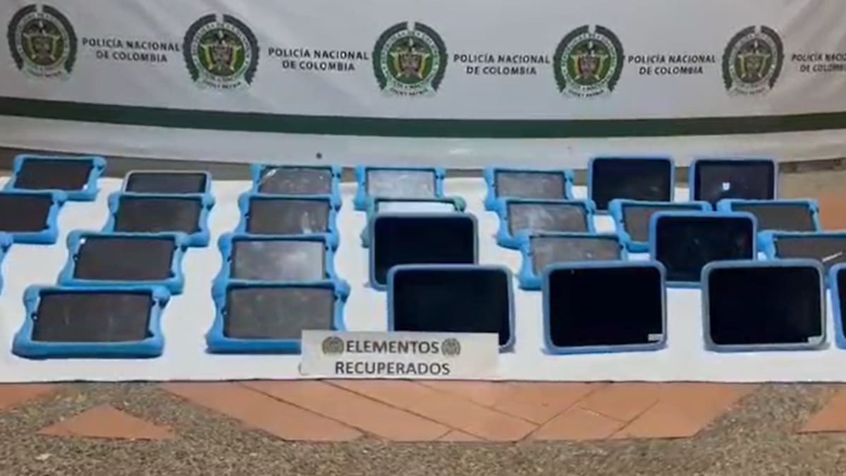 En el Quindío, la Policía recuperó 28 tabletas digitales que habían sido hurtadas de un colegio