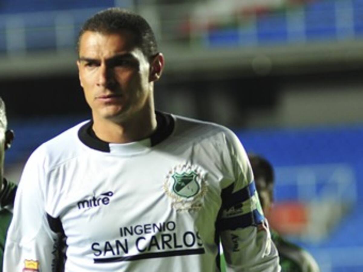 Faryd Mondragón celebró triunfo de Cali con puyas a los directivos
