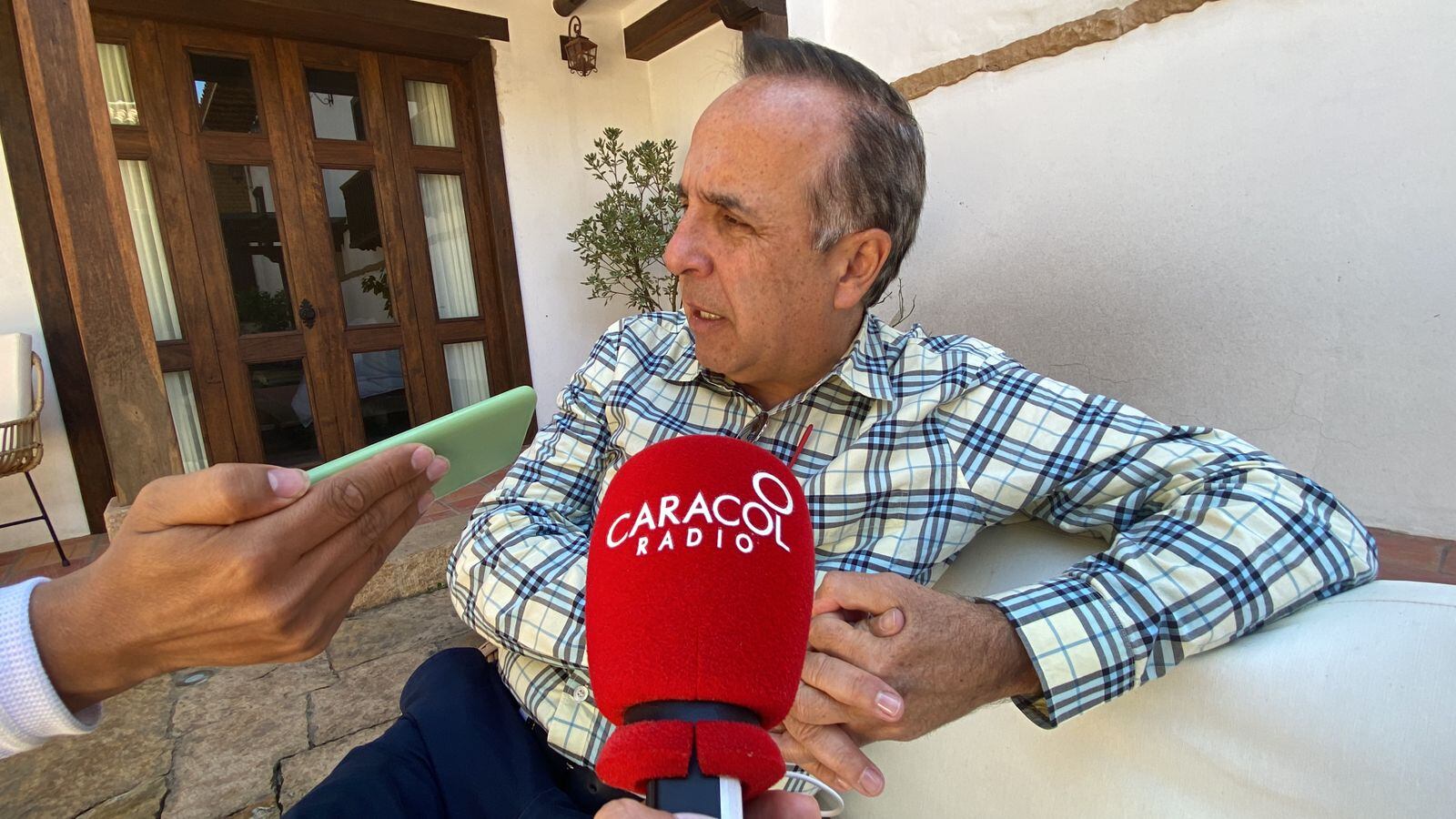 Guillermo Reyes - Caracol Radio