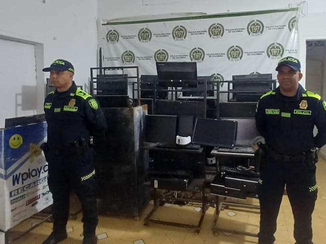 Policía golpea red de apuestas ilegales en Magdalena y decomisa equipos por más de $33 millones/ Cortesía