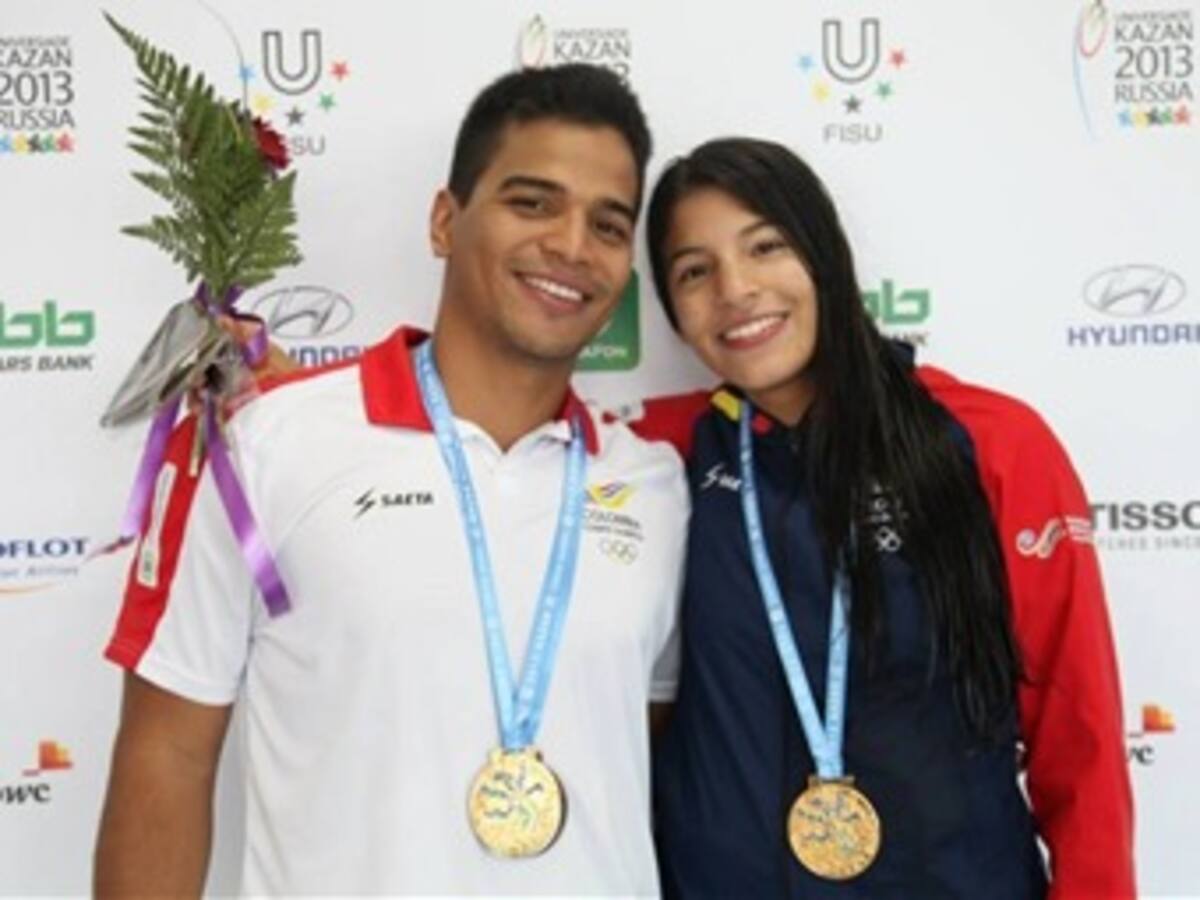 Con tres medallas de oro regresaron colombianos de mundial de natación con aletas