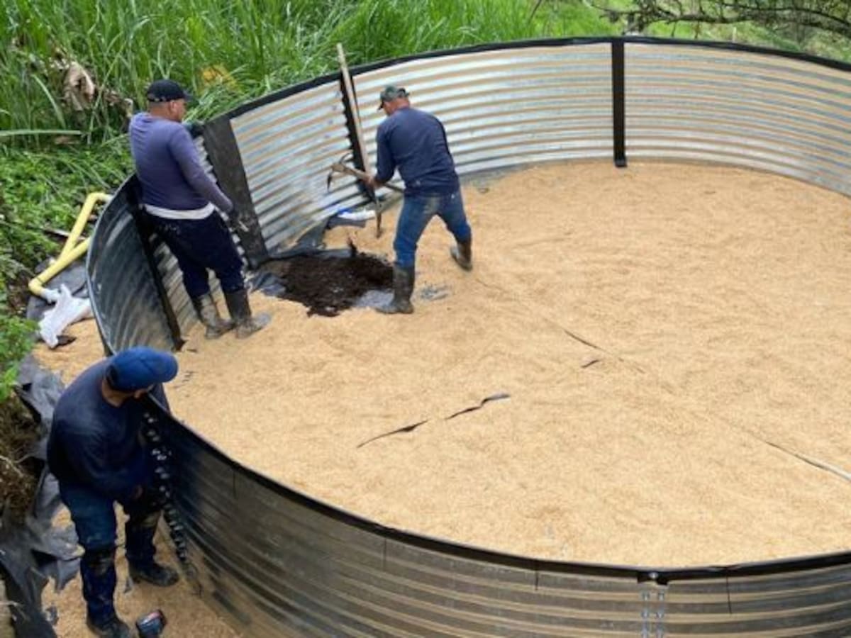 Gobernación de Cundinamarca invierte más de 2 mil millones de pesos en 194 reservorios de agua