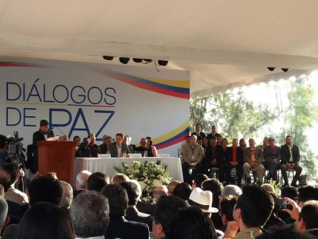 Decisión de Ecuador es una sacudida a negociadores del ELN y Gobierno