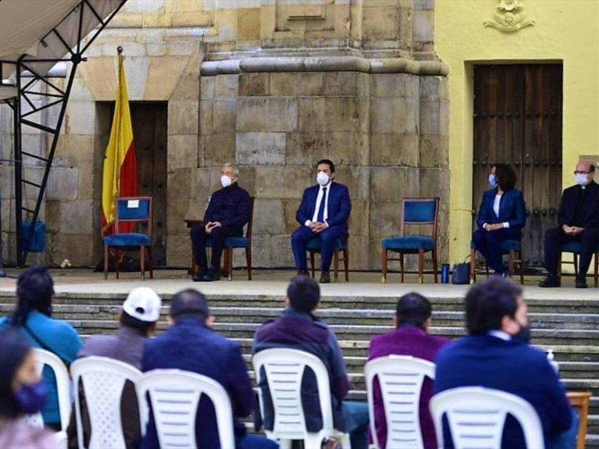 El error es hablar de la silla vacía y no de las víctimas: Luis Ernesto Gómez