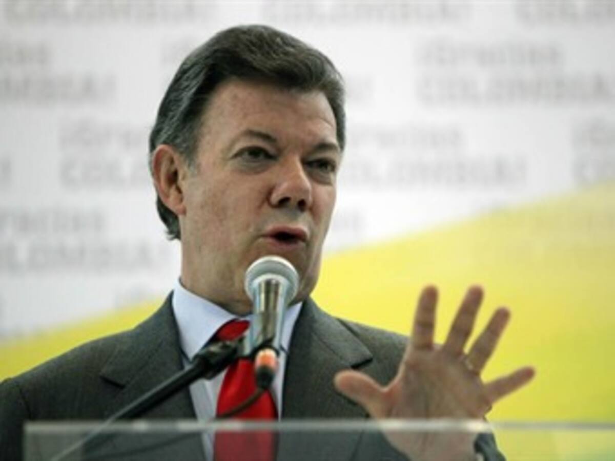 Diálogos con Farc y proceso en Cuba es “serio y realista”: Santos