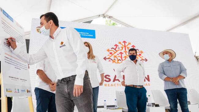 Firma del convenio para el desarrollo del programa ‘Vías del Samán’.