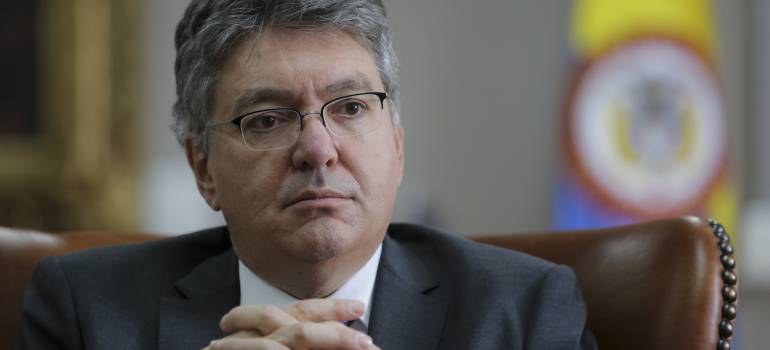 Ministro de Defensa.