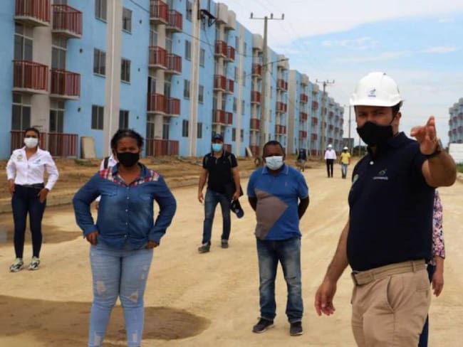 Alcaldía agilizará entrega de apartamentos en Ciudadela La Paz