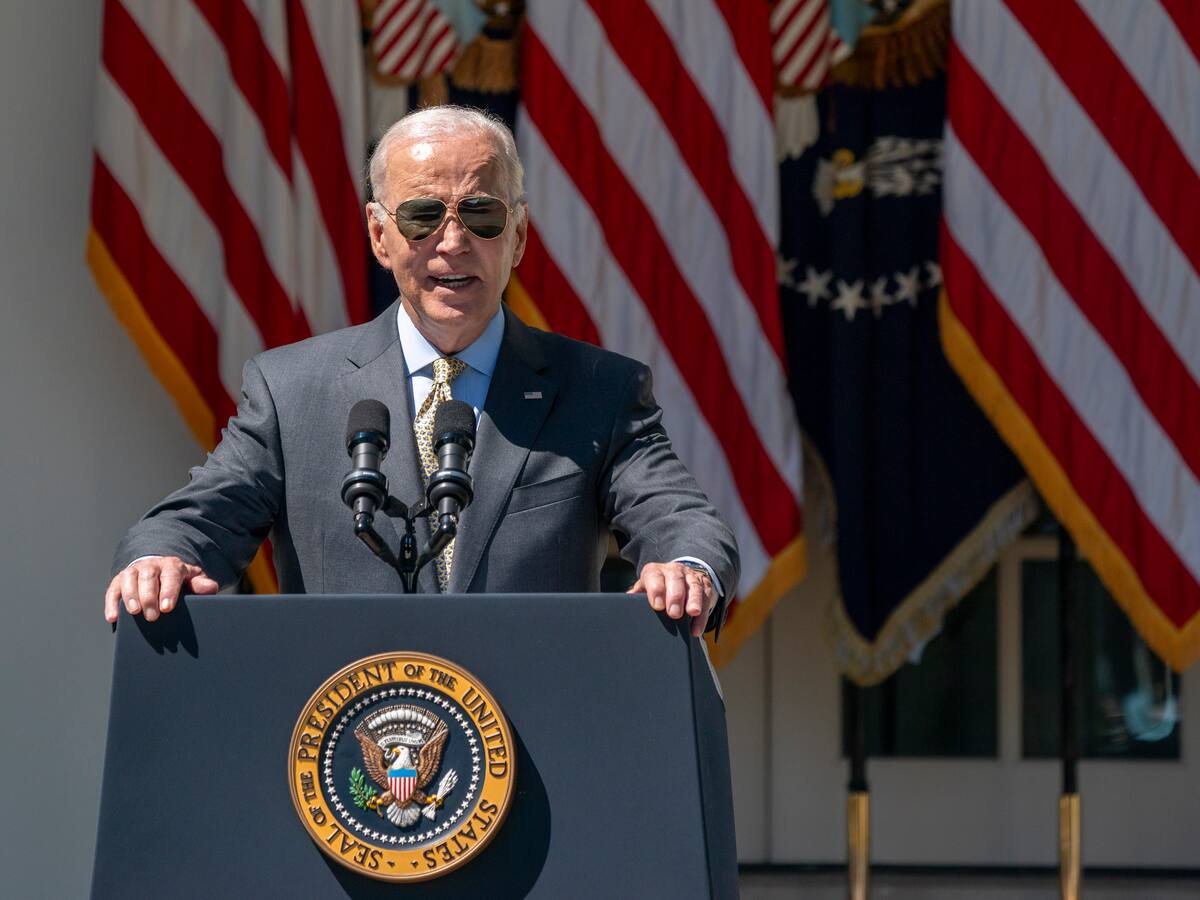 Biden cancela permisos de extracción petrolera en Alaska