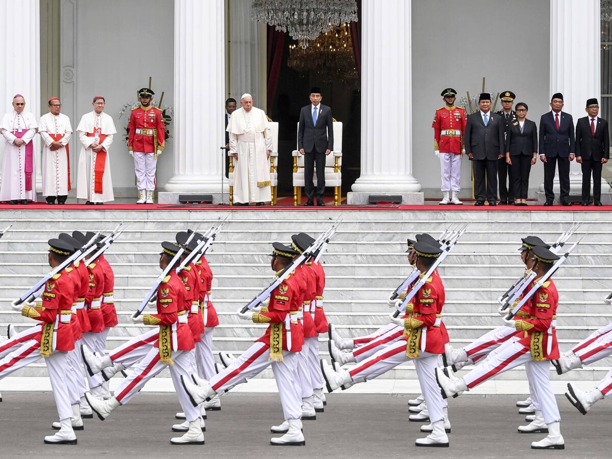Papa Francisco pide mantener el diálogo interreligioso para combatir extremismo