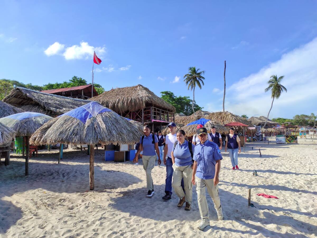 En Playa Blanca realizaron segunda jornada de recuperación ambiental
