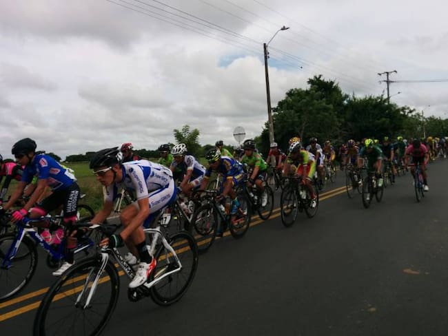 Con premio de montaña Manizales ricibe la Vuelta a Colombia