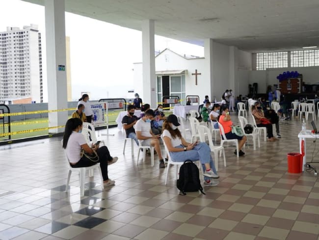 La Isla, nuevo punto de vacunación extramural en Bucaramanga