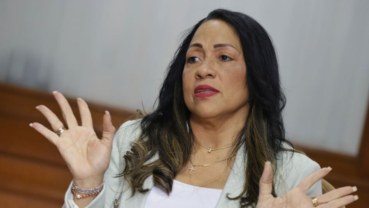 Marelen Castillo y su opinión sobre los impuestos a las iglesias