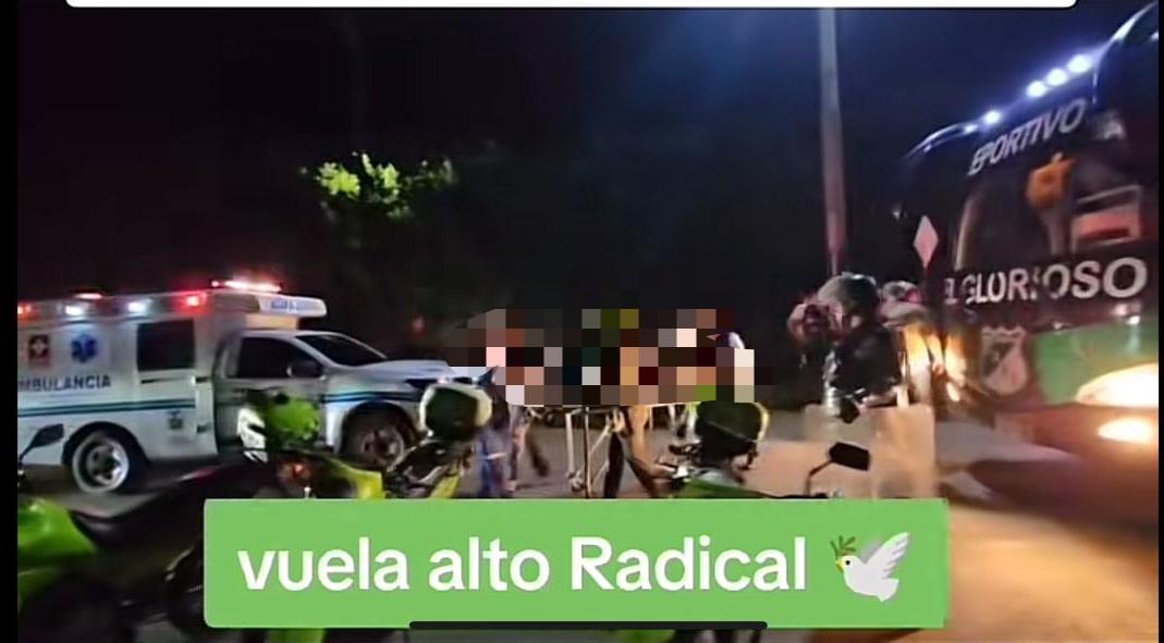 Menor murió tras ser arrollado por bus del Deportivo Cali en vía de acceso al estadio Palmaseca - Redes Sociales