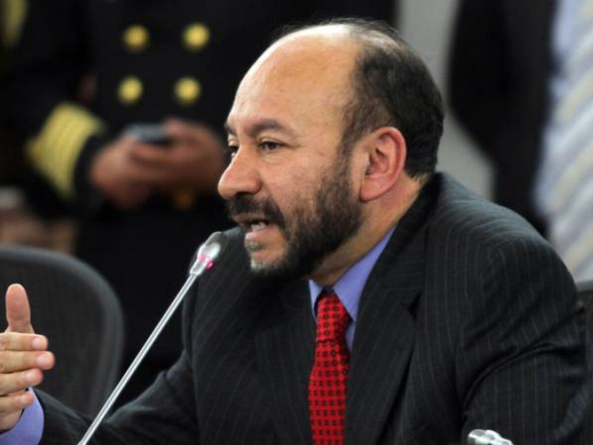 El plebiscito es una trampa: Alfredo Rangel