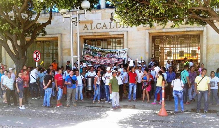 Vendedores ambulantes protestaron por operativos de recuperación del espacio público
