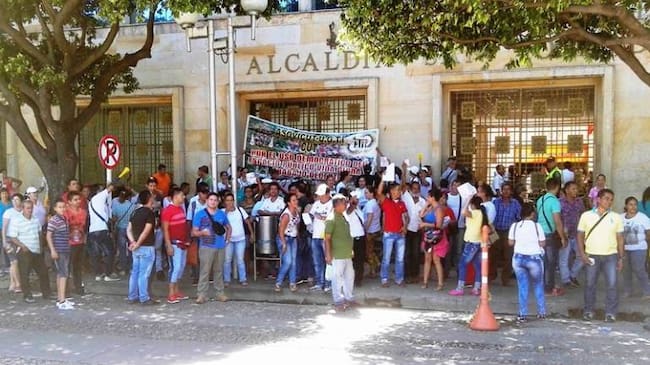 Vendedores ambulantes protestaron por operativos de recuperación del espacio público