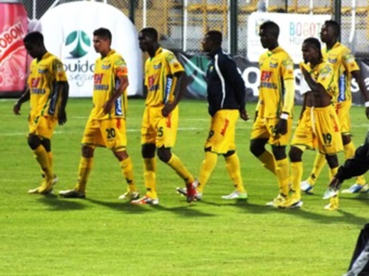 Cúcuta rescató un punto que mantiene al rojo vivo el descenso