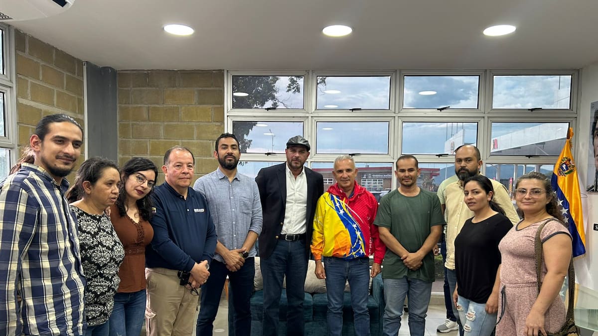 Venezuela libera a colombianos retenidos en Arauca, entre ellos, firmantes de paz