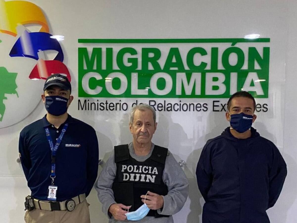 El exjefe paramilitar Hernán Giraldo Serna ya está en Colombia