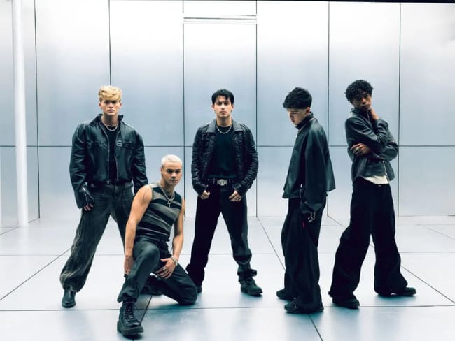 Santos Bravos llega por primera vez a Colombia en el mes de marzo