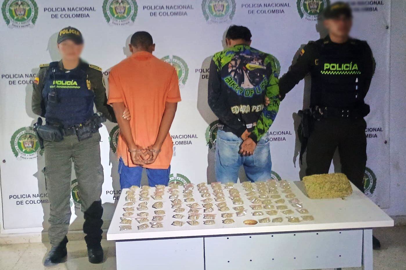 Con drones, la Policía de Cartagena capturó a tres sujetos con 228 bolsas de marihuana