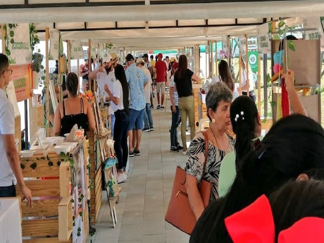 30 emprendimientos locales se dieron cita en la Feria Quilla Emprende