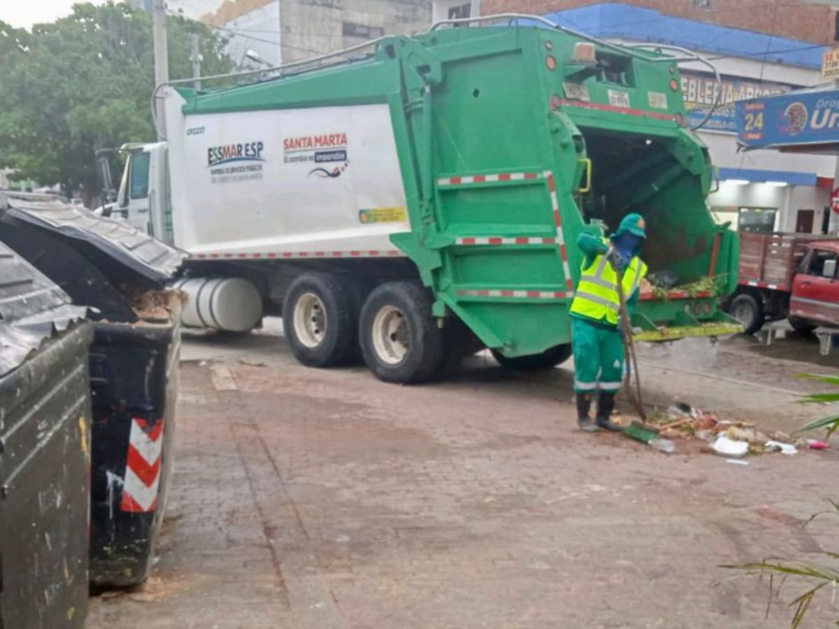 Alertan situación de insalubridad en zonas cercanas al Mercado samario