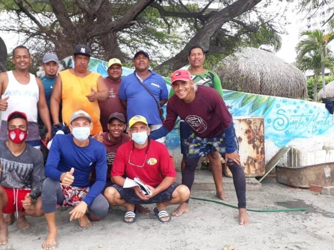 Pescadores de Santa Marta son capacitados para las Fiestas del Mar 2021