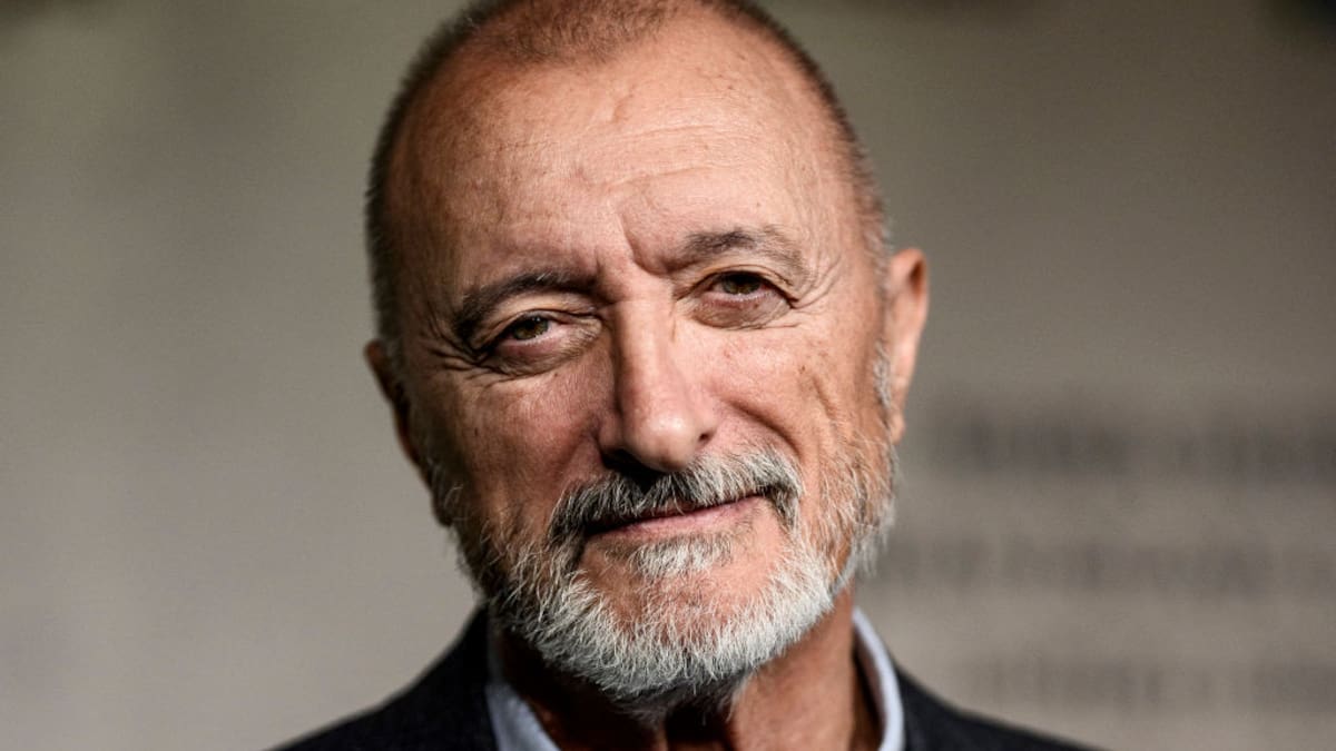 Arturo Pérez-Reverte sobre ‘La isla de la mujer dormida’: “es mi territorio habitual”