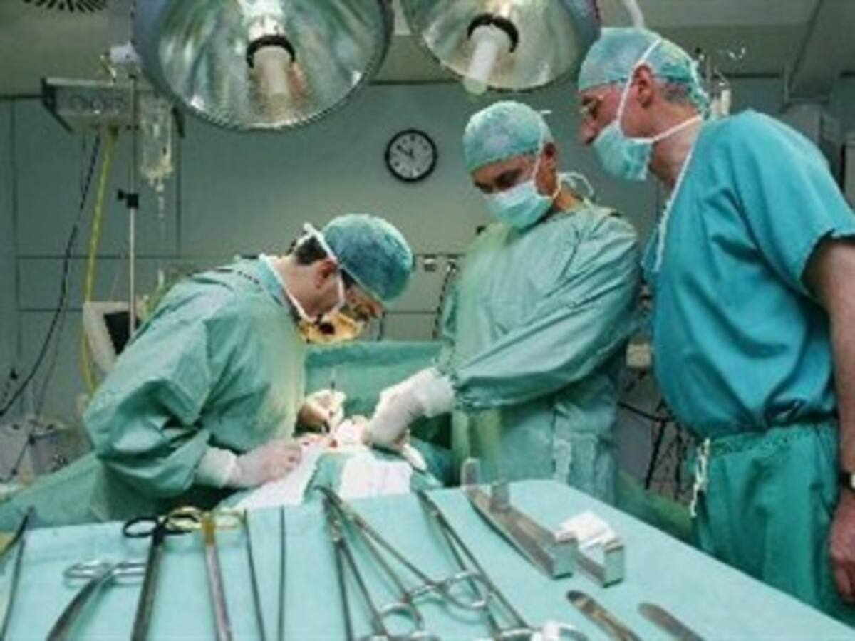 Reformar la salud es muy difícil por los intereses que la rodean: Sociedades Científicas