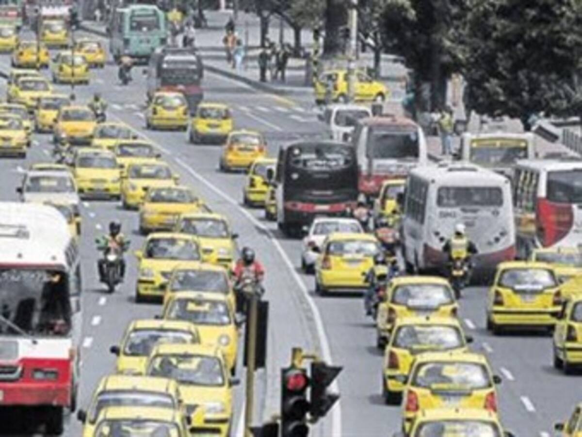 Un millón 400 mil vehículos particulares dejarán de transitar el "Día sin Carro" en Bogotá