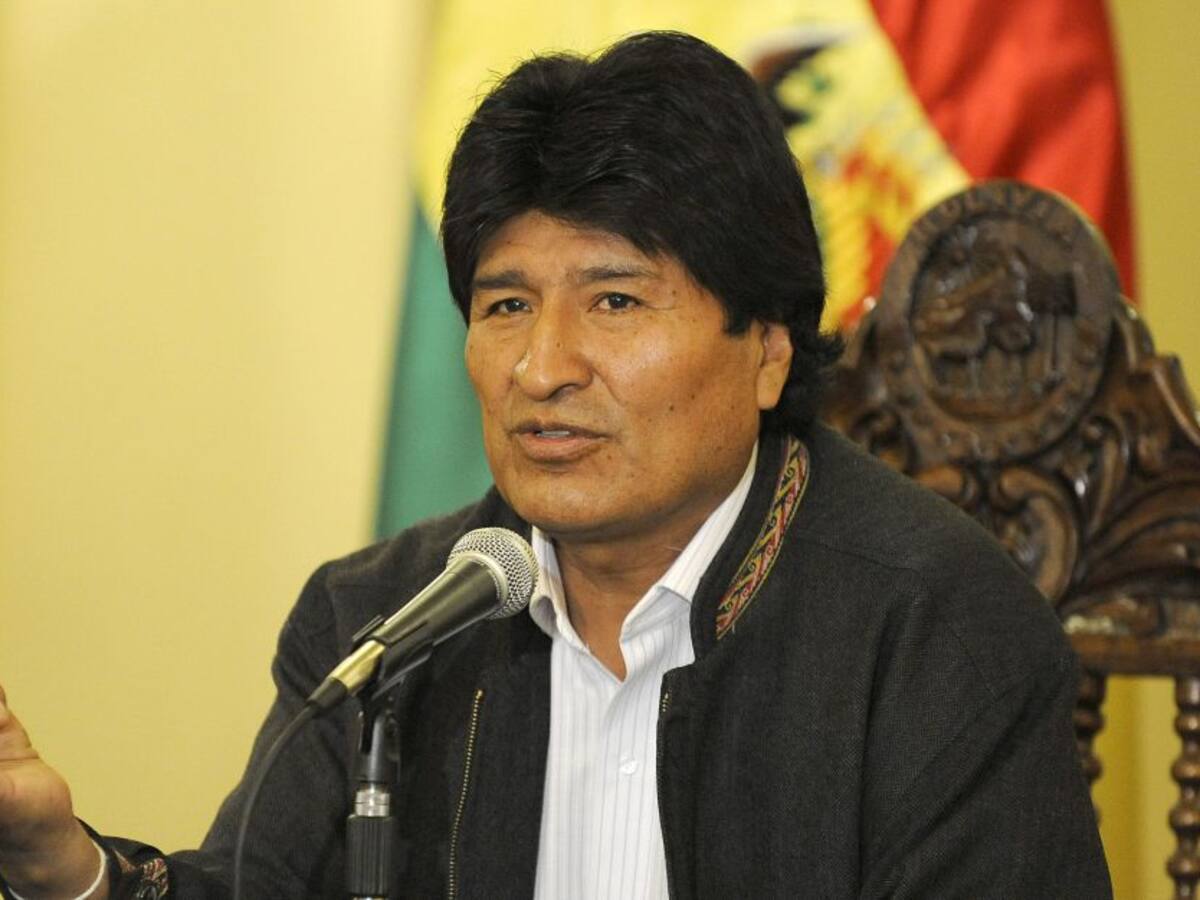 Evo Morales califica de delictivos los incendios en protestas de opositores