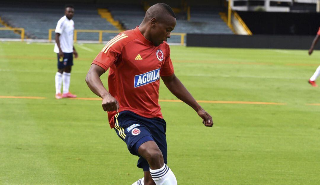 Yerson Candelo en el morfociclo de la Selección Colombia 2021