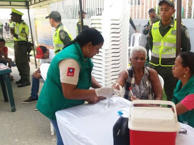 Policía y Alcaldía hacen presencia social en sector de Gardenias