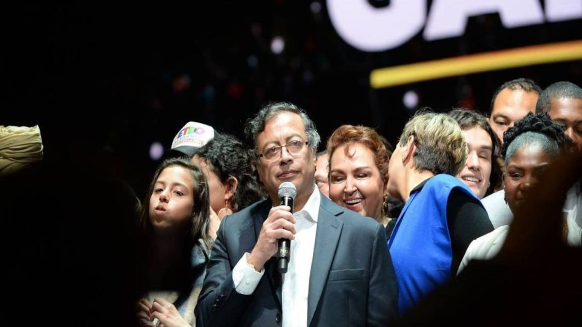 Dirigentes políticos tradicionales de Córdoba se ponen al servicio de Gustavo Petro