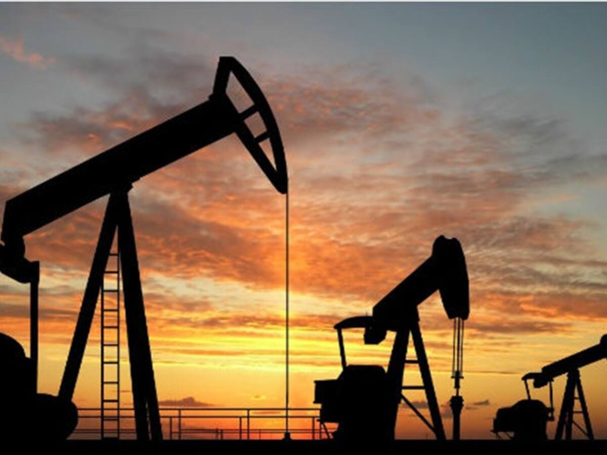 Lagarde destaca el "desempeño notable" de Colombia pese a caída del petróleo