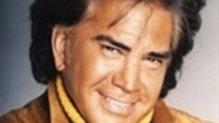 José Luis Rodríguez, alias ‘el Puma’, hace un homenaje al cantante Sandro